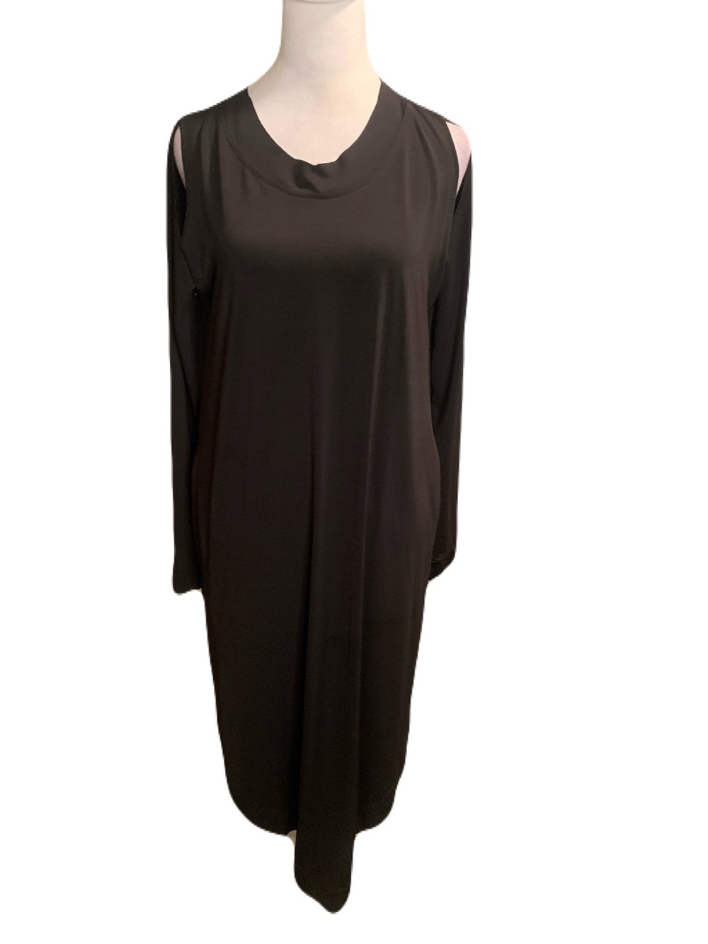 Planet by Lauren G Women’s Black Size 1 Cut Out Asymmetric Hem Long Sleeve Dress